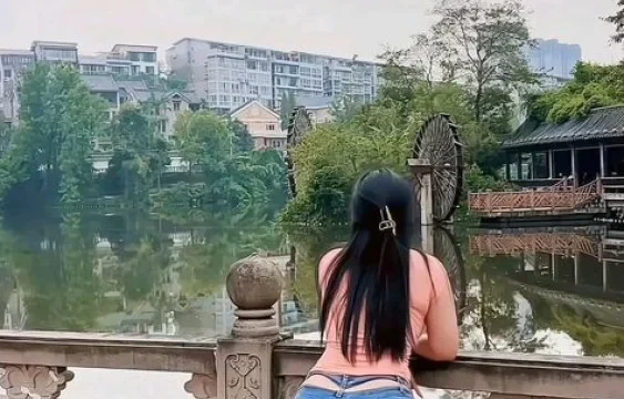 2ee46e82375898e20235caf7089e7f7f_11778499869175431_m-1