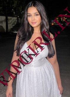 namita-cam-real-session-indian-escort-in-mumbai-11417624_listing-1.jpg